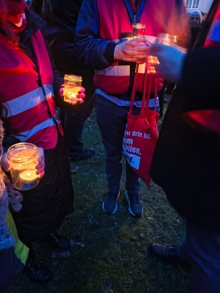 Lichtermeer für Demokratie und Menschenrechte